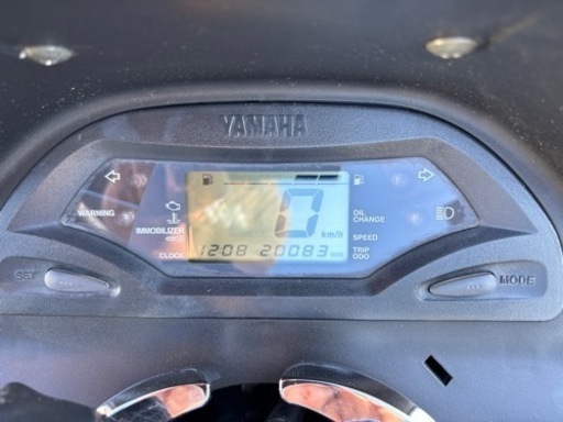 ヤマハ マジェスティ125 Fi インジェクション 白 カスタム 07年 最終型