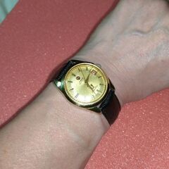 良品 ラドー ゴールデンホース 30石 シルバー文字盤 デイト メンズ腕時計