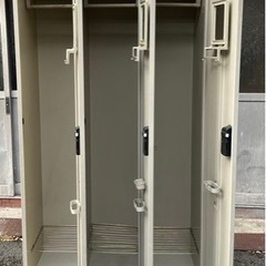 LION スチールロッカー 幅900×奥500×高1790 鋼板 オフィス 大阪