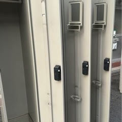 LION スチールロッカー 幅900×奥500×高1790 オフィス 大阪発