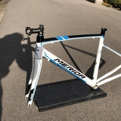 閲覧、お気に入り登録ありがとうございました。他でご購入が決まりましたので締め切らせて頂きます。