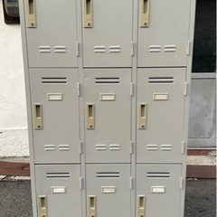 LION スチールロッカー 幅900×奥500×高1790 鋼板 オフィス 大阪 LION スチールロッカー 幅900×奥500×高1790 鋼板 オフィス 大阪