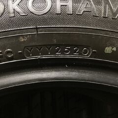 新車外し YOKOHAMA BluEarth E51A 225/60R17 17インチ 夏タイヤ 4本 20年製 アルファード ヴェルファイア等　(MTM268) クレジットカード QRコード決済可能