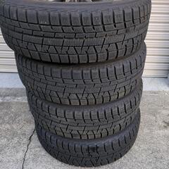 スタッドレスタイヤ4本セット　195/65-15