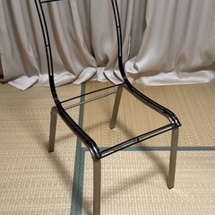 イケア製の椅子のフレーム
