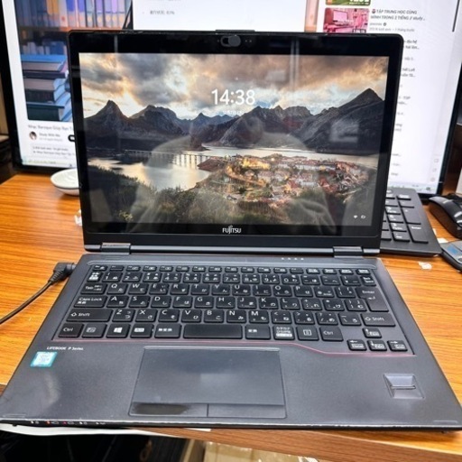 富士通 Windows 11pro 7世代 Core i5-7300U 8GB SSD 256GB タッチパネルモデル\u0026360度回転