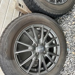 スタッドレスタイヤ🛞　ホイル付き