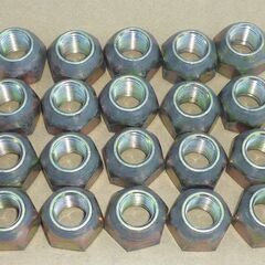 🔴山口市、冬タイヤ4本アルミ215/60R17、￥19800🔴スタッドレスバリ山🔴5穴114.3&100イン38🔴ヨコハマ🔴ナット付カバー無🔴2017年製↓