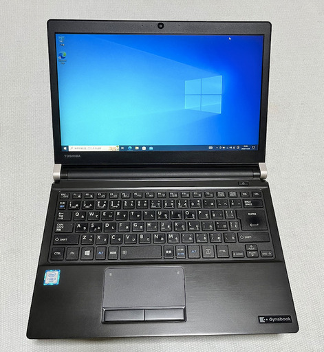 ノートパソコン Toshiba R73 SSD 256 GB / RAM 8GB / Core i3 6100U