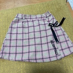 サイズ130。スカート100円