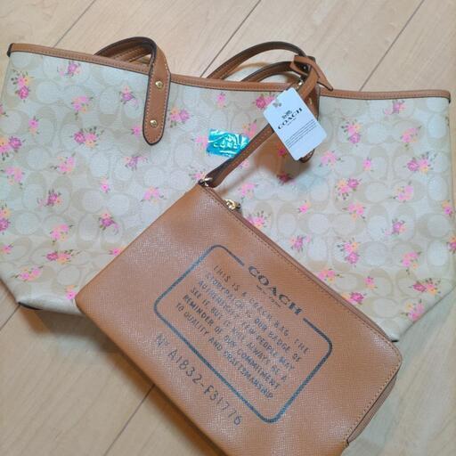COACHトートバッグ