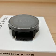 スント９ピーク　オールブラック　アウトドアウォッチ