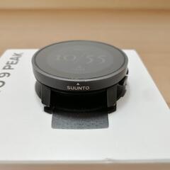 スント９ピーク　オールブラック　アウトドアウォッチ