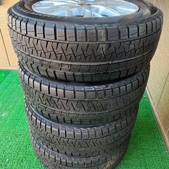 ピレリ ICE ASIMMETRICO スタッドレス 205/60 R16 