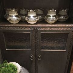 レトロ ガラス キャビネット（Retro Glass Cabinet）