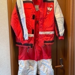 スキーウェア　子供用　150cm 赤×白