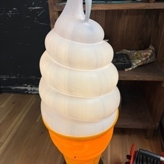 ソフトクリーム　置物　ライト○