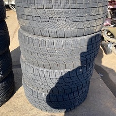 冬タイヤアルミホイール付き 205/45R16