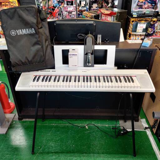 【愛品倶楽部柏店】YAMAHA 電子キーボード スタンド付 NP-12(2019年製) piaggero