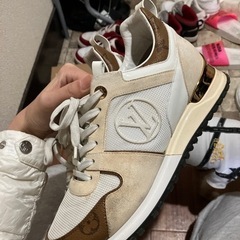 ルイヴィトン　スニーカー　決まりました　シリアルナンバー載せました ルイヴィトン スニーカー 決まりました シリアルナンバー載せました