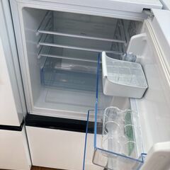 ﾊｲｾﾝｽ　2ﾄﾞｱ冷蔵庫　HG-1365