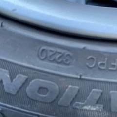 スタッドレス⁉️215ー45R 17❗️