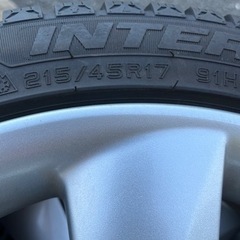 スタッドレス⁉️215ー45R 17❗️