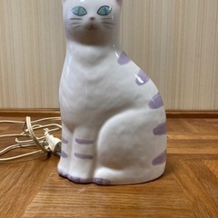 猫　ルームランプ