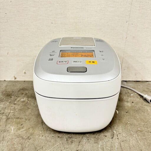 15154  Panasonic 可変圧力IH炊飯器 2017年製 5.5合 ◆大阪市内・東大阪市他 5,000円以上ご購入で無料配達いたします！◆ ※京都・高槻・枚方方面◆神戸・西宮・尼崎方面◆奈良方面、大阪南部方面　それぞれ条件付き無料配送あり！