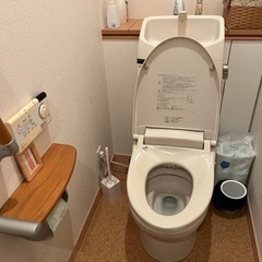 トイレ便器　リクシル