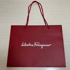 Ferragamo フェラガモ　ショッパー（紙袋）