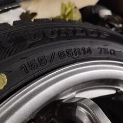 軽自動車にホイール付きスタッドレス