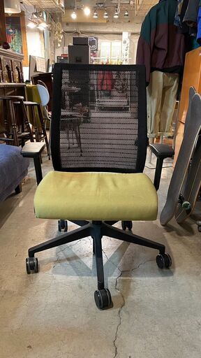 ✨お持ち帰り限定ジモティー特別価格✨Steelcase オフィスチェア PCチェア 座り心地◎ シンプル 激安
