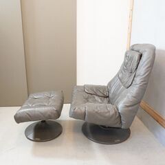 北欧ノルウェーのメーカーEKORNES(エコーネス)社の稀少なドルチェ ストレスレスチェアーです！！リビングはもちろんシアタールームなどにおススメの北欧デザインのオットマン付きのパーソナルチェアー♪DK440