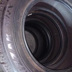 225/60R17 ブリザックVRX 19年製 スタッドレス