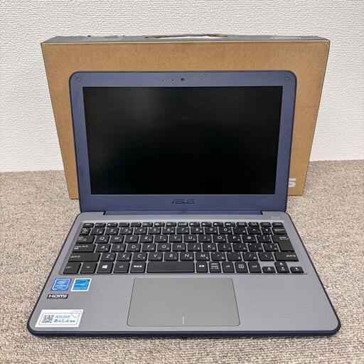 SSD搭載 Win10 ASUS vivobook W202N ノートパソコン