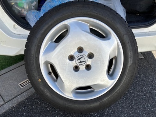 オデッセイ　RB1  スタッドレスタイヤ　215／55R17 94Q