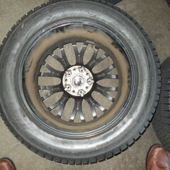 18インチスタッドレスタイヤ４本