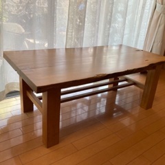 無垢材のローテーブル 蝶ちぎり