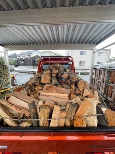 石川県・福井県・岐阜県　配達承ります。乾燥薪500kg
