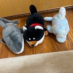 サメ、イルカ、豆柴ぬいぐるみ