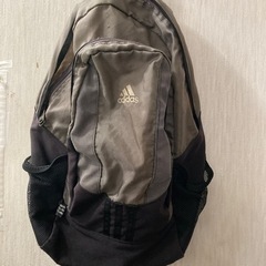 adidasリュック