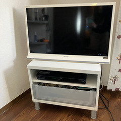 テレビ、HDD、テレビラック（テレビボード）