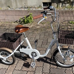 中古三輪自転車  ミムゴ SWING CHARLIE ロータイプ 白