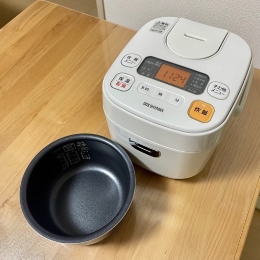 【アイリスオーヤマ】炊飯器 ERC-MA30