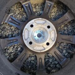 ホイール付き14インチスタッドレス　2021年式　n-box、タント、デイズルークス、ミライースなど