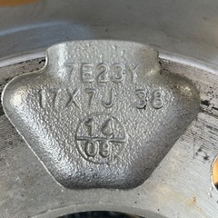 【美品】スタッドレスタイヤ・ホイール4本セット  17インチ 【ハリアー等にどうぞ】