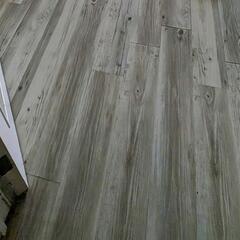 フロアタイル 約13畳分 (156枚)