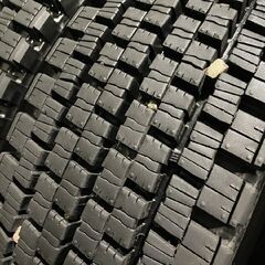 札幌発 引取OK 走行短め 22年製 DUNLOP SP020A 9R19.5 14PR 19.5インチ