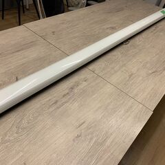 ロールスクリーン　KIC製　長さ240cm